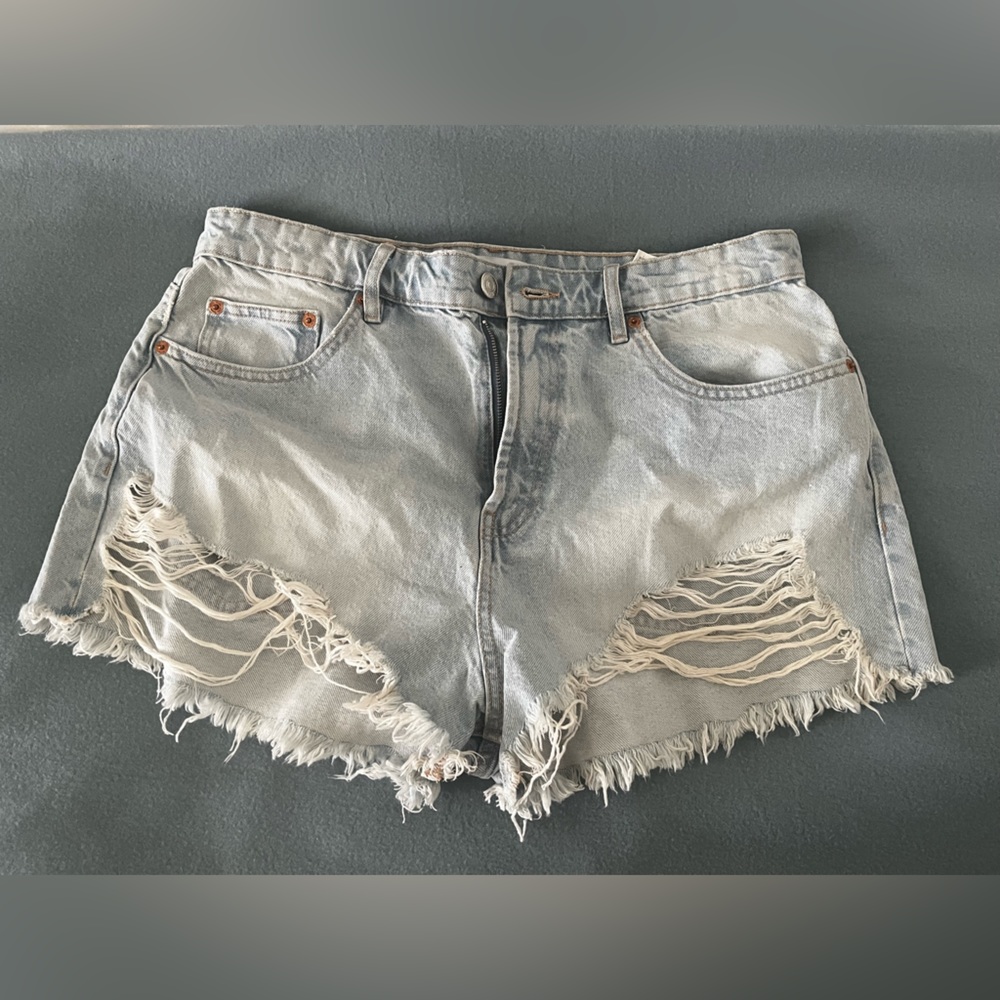 ZARA Distressed Light Wash Denim Shorts (Size US 14)